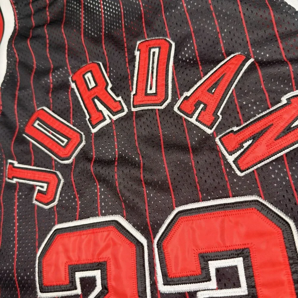 Nike Michael Jordan Bulls 23 Jersey Black Pinstripe Authentic 50 L Flight 8403